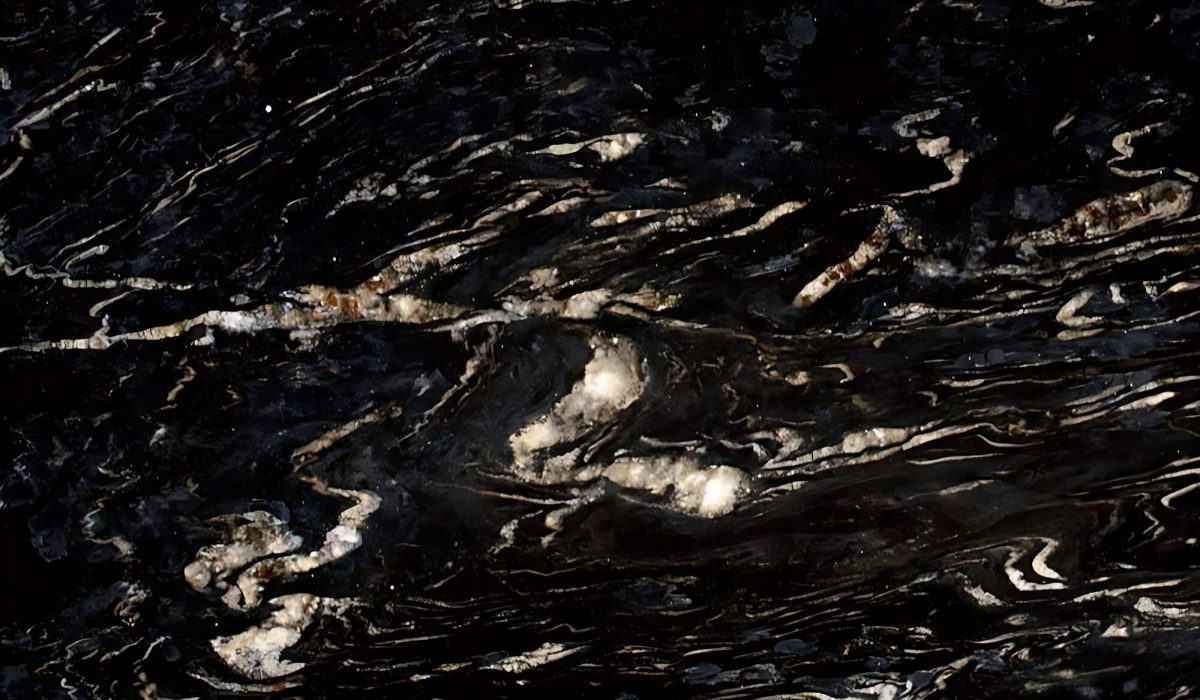 titanium-black-granite-01