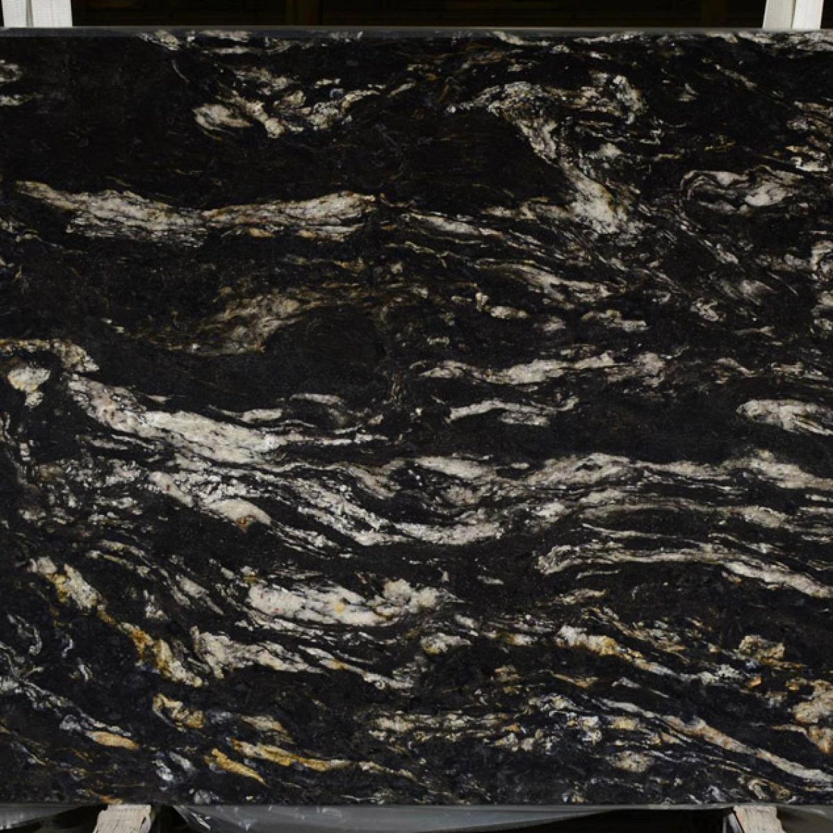 titanium-black-granite-02